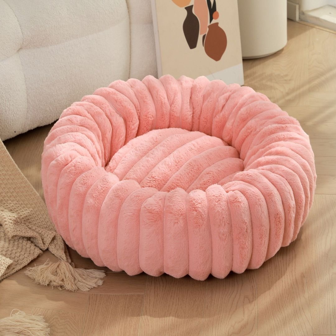Elina Round Plush Dog Bed — Ultra-Soft Rabbit Plush with Raised Rim, S–3XL
