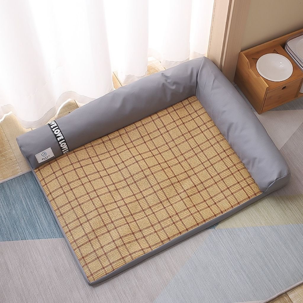 Milo Triangular Cooling Pet Bed — Bamboo Fiber Surface, Corner-Fit, Non-Slip, S–L