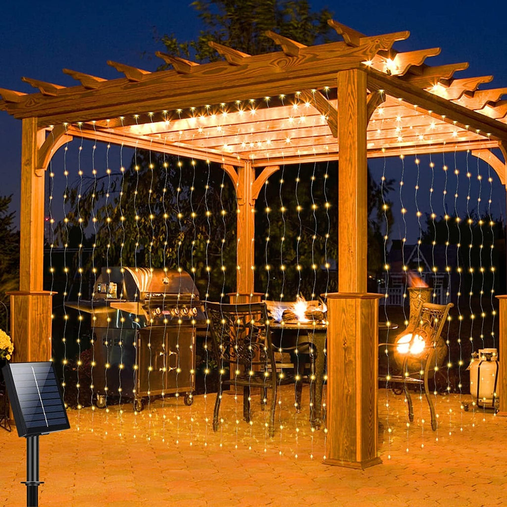 Solar Curtain Lights — 300 LED Glowing Backdrop, 7 × 10 ft, Dusk-to-Dawn, IP65