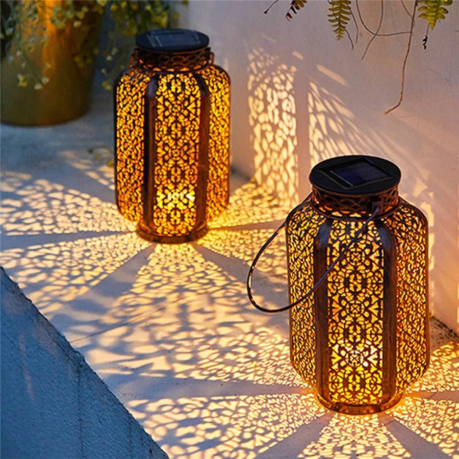 Solar Art Deco Lantern — Geometric Vintage LED Garden Light, Dusk-to-Dawn, IP44