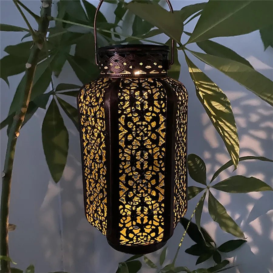 Solar Art Deco Lantern — Geometric Vintage LED Garden Light, Dusk-to-Dawn, IP44