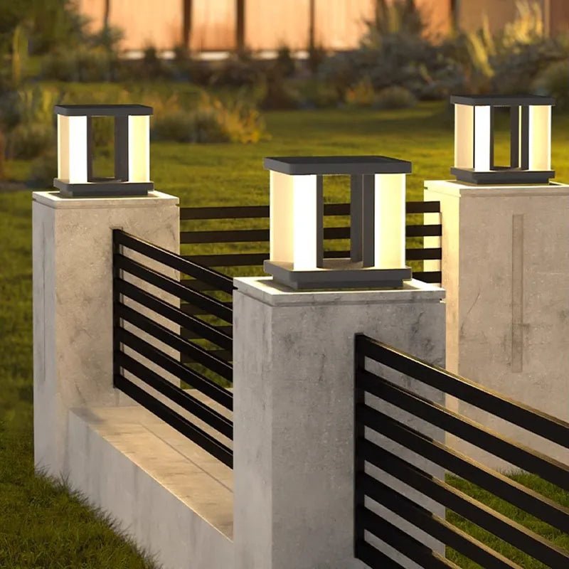 Solar Post Lamp — Classic Stainless Steel LED Light for Driveways & Fence Posts, Dusk-to-Dawn