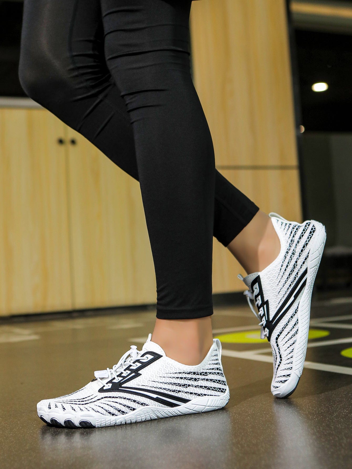 Flexto Unisex Barefoot Shoes, Ultra-Flex Sole, Breathable Mesh, Lightweight Training and Travel