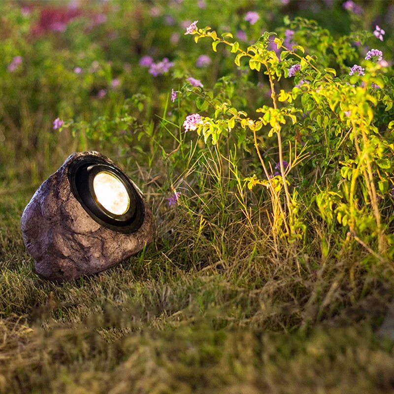 Solar Stone Pathway Lights — Natural Resin Rock Design, Dusk-to-Dawn LED, IP44