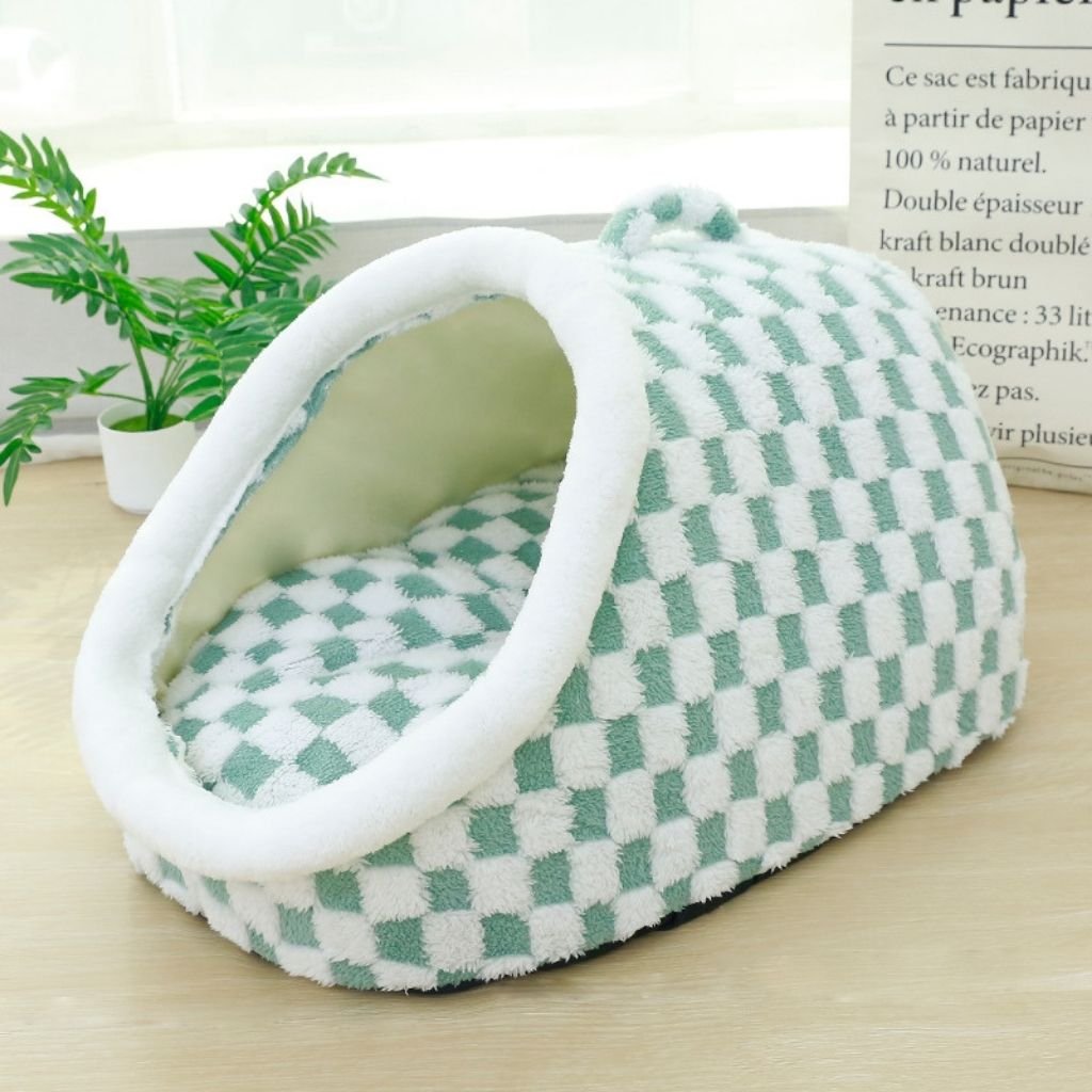 Arlo Semi-Enclosed Pet Bed — Insulated Checkered Cat & Small Dog Hideaway, Non-Slip Base, S–L